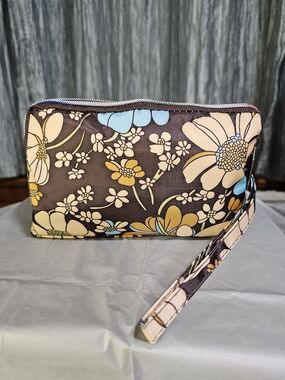 Everyday Essentials Bag - Golden Meadow